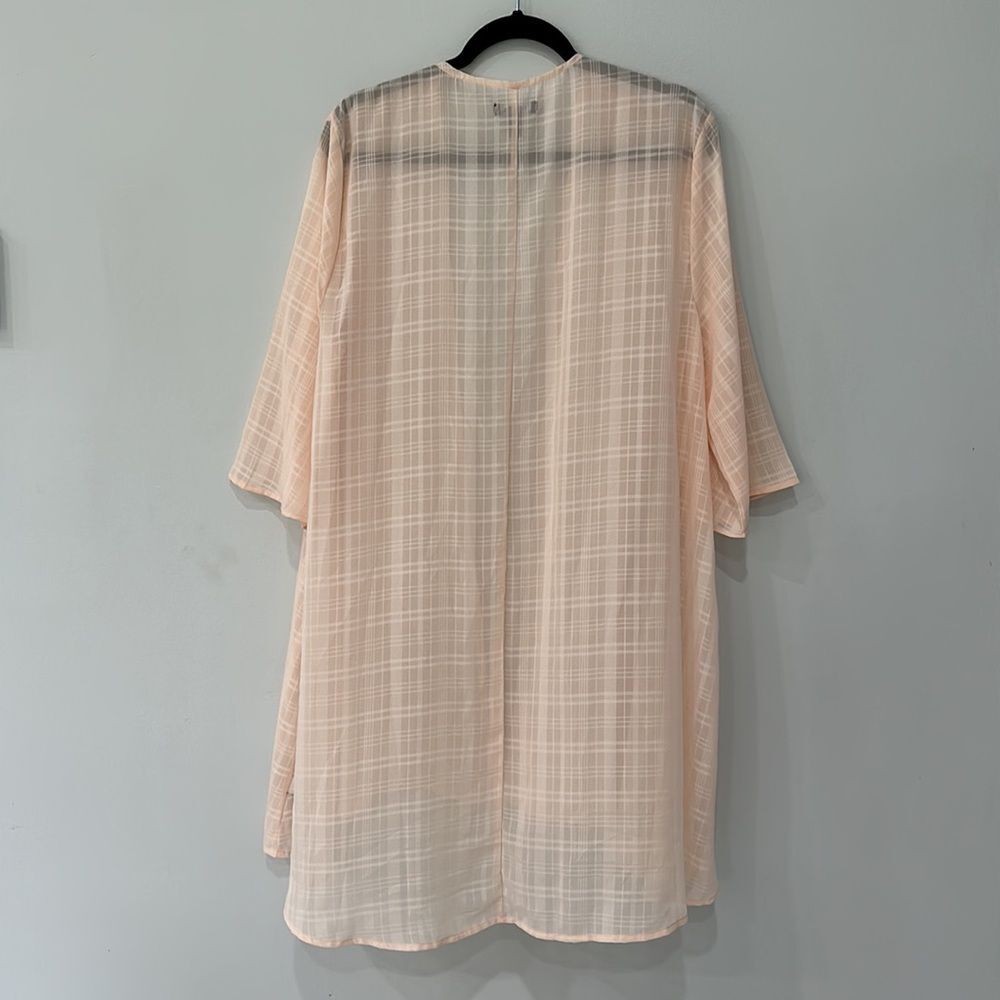 Torrid Light Pink Plaid Sheer Chiffon Kimono/Cover Up/Cardigan Plus Sz 1 - Picture 11 of 12